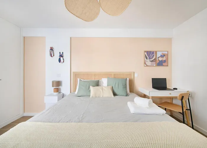 Amazing Flat, 100m From Lejlighed Quarteira